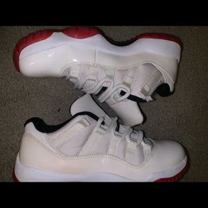 Jordan 11 cherry Lows